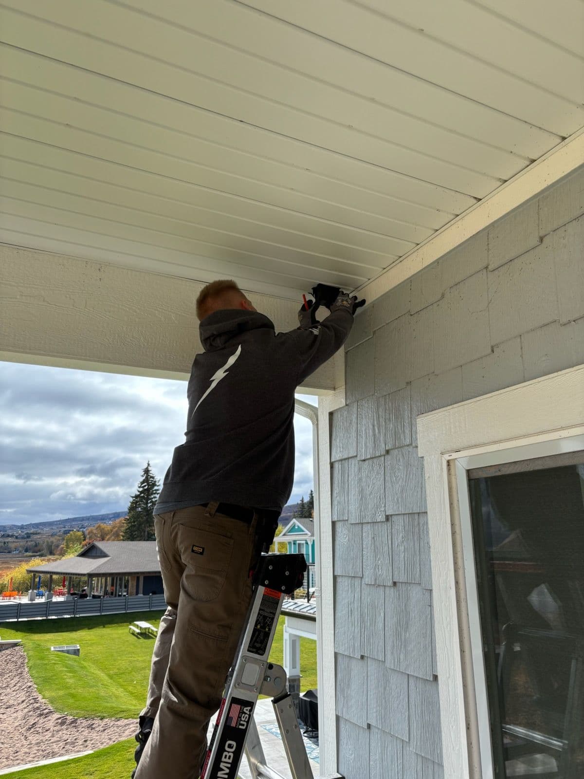 Gallery photos for Soffit Receptacle Installation in Scenic Garden City: Image #1